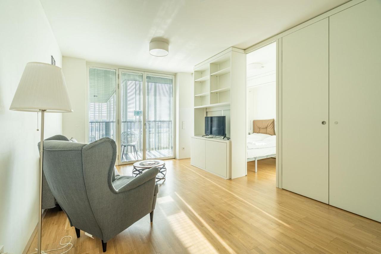 Easy Flat Green Prater Wien Exteriör bild