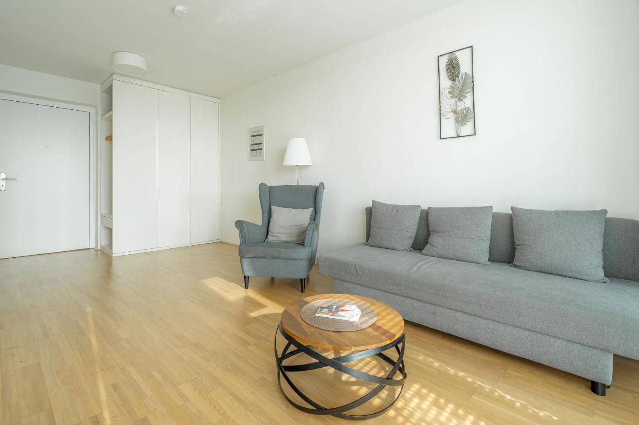 Easy Flat Green Prater Wien Exteriör bild